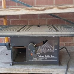 Black & Decker 8 3/4" Deluxe Table Saw