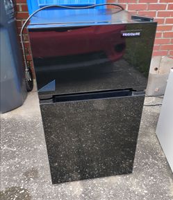 Mini Fridge & Freezer 2 Door