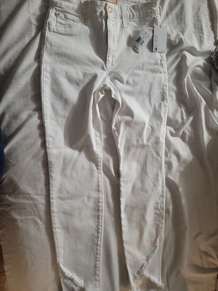 Womens New Size 28 Jeans