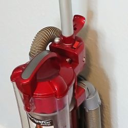 Shark Navigator Swivel Upright Vacuum Cleaner 
