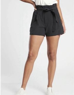 Athleta Skyline black high waisted paperbag tie closure shorts with pockets, size 4