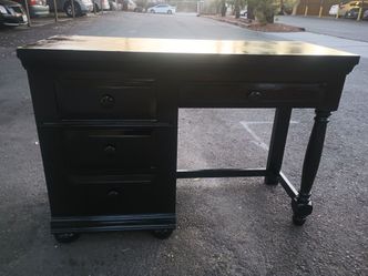 Black vanity