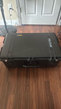 Pelican Hard Case Large Black 1650