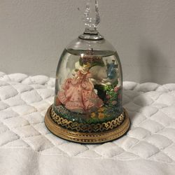 Vintage Franklin Mint Crystal Glitter Globe Cinderella’s Enchanted Moments. Jane Lunger