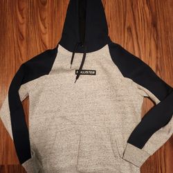 Hollister Size L Hoodie