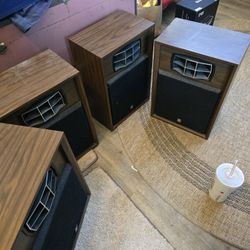 Stereo speakers vintage