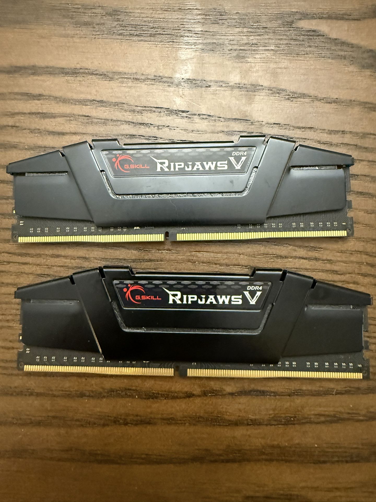 Selling G. Skill Ripjaw V series 32GB (2x16GB) DDR4 Ram