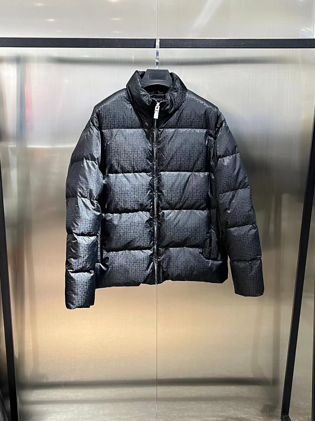 Givenchy Men’s Winter Coat 2025 New