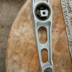 2007 PT Cruiser Lower Motor Mount