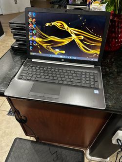 FAST Laptop Touch Screen i5 16GB RAM!