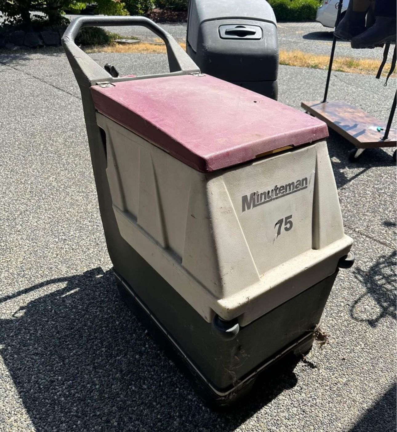 Floor Scrubber - Free