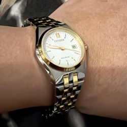✨ Women’s Citizen Eco-Drive Watch – Two-Tone Gold & Silver ✨