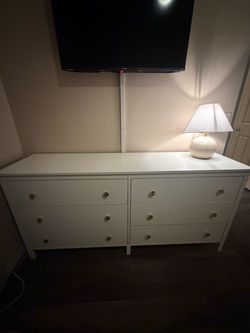 White 6-Drawer Dresser with Gold Knobs