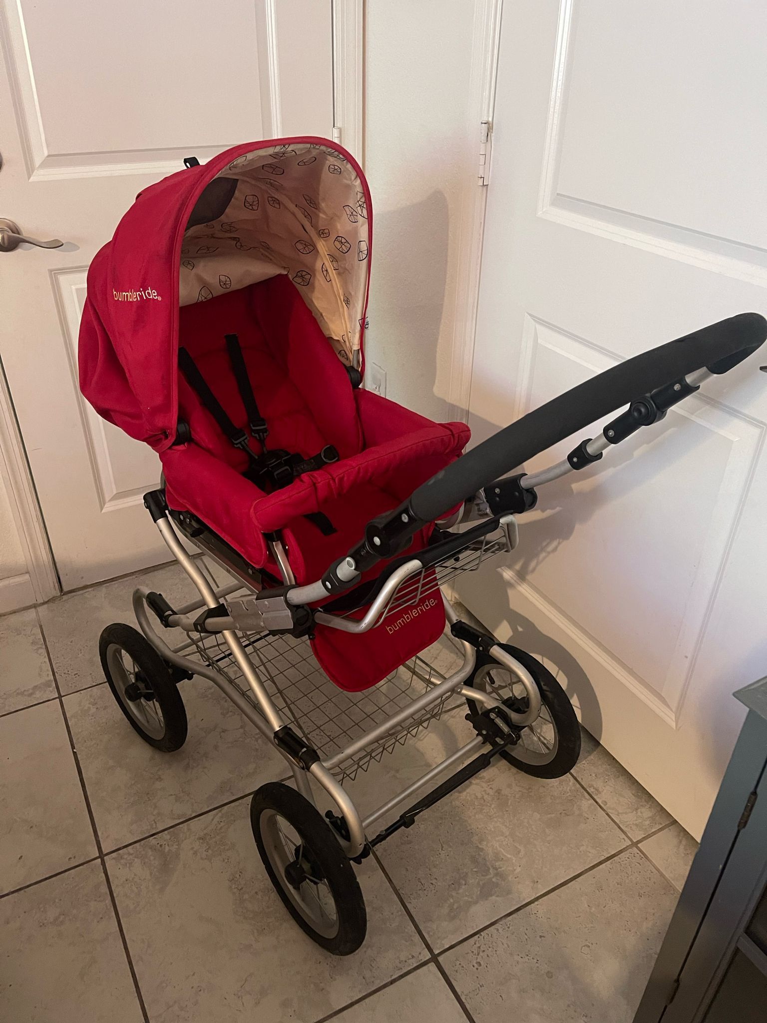 Bumbleride Queen Bee Stroller for Sale in Princeton FL OfferUp