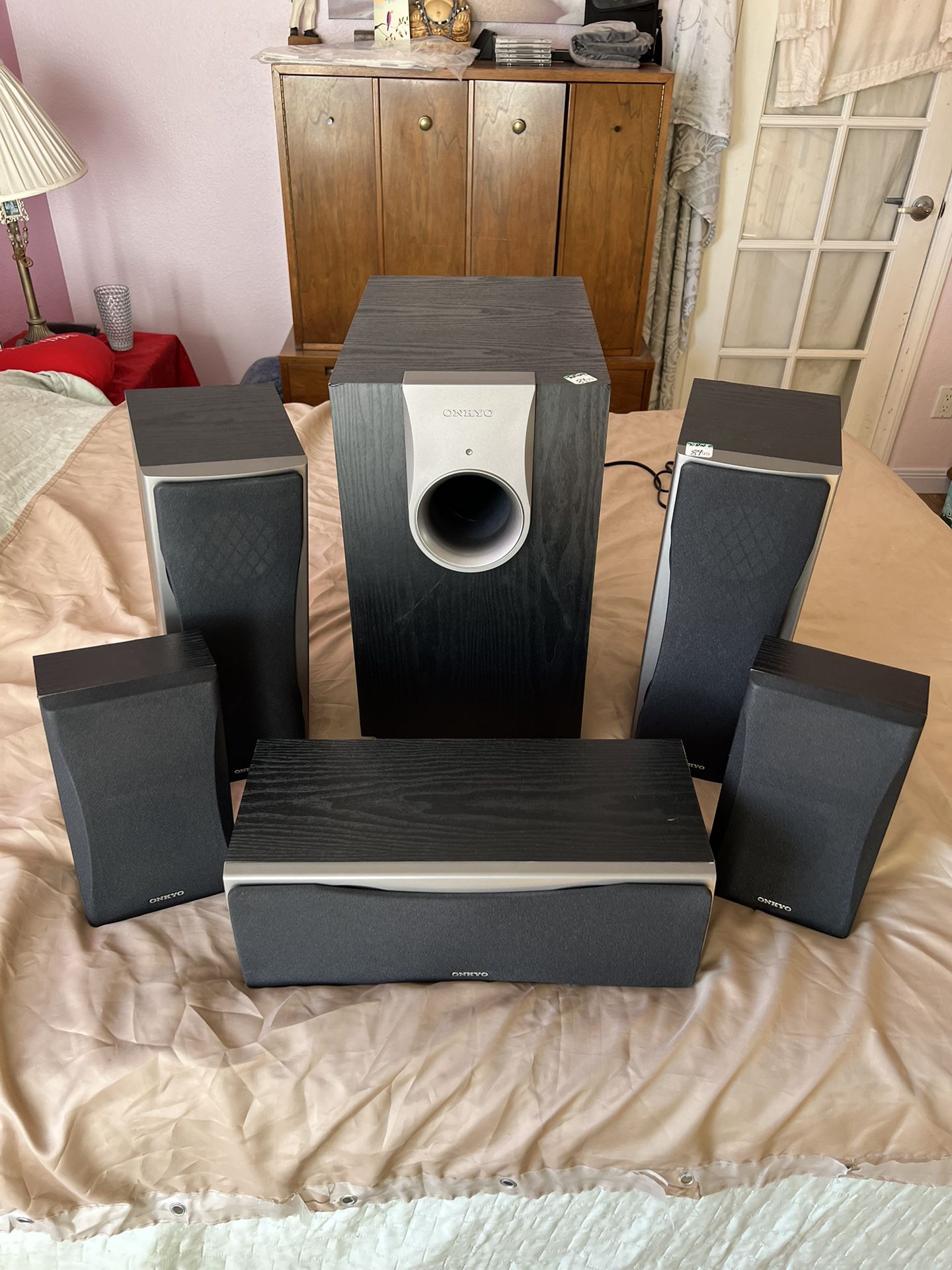 5.1 Surround Speaker System, Onkyo  SKS-HT540  - $45.