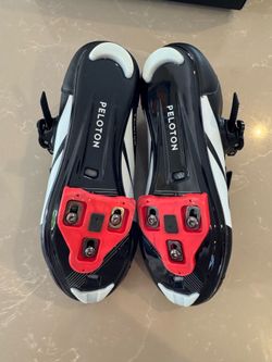 Peloton cycling shoes women size 40