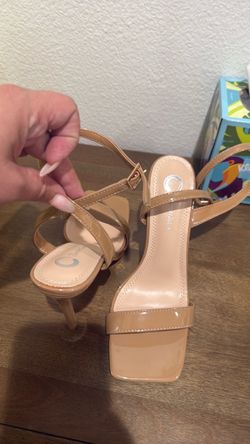 Heels size 7