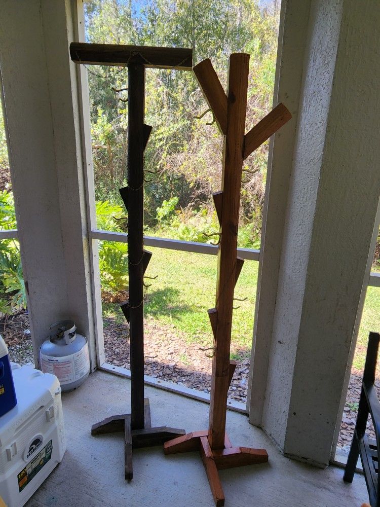 The Dictionary Of Furniture 3 Volumes)