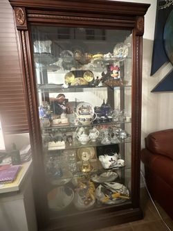 Glass curio