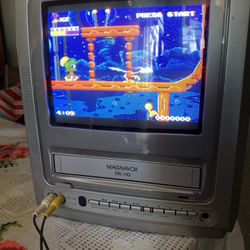 9in Magnavox CRT 