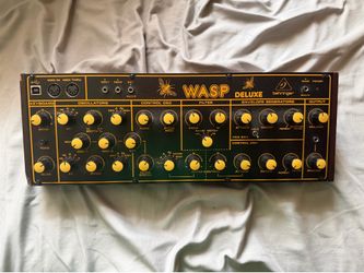 Behringer Wasp Deluxe