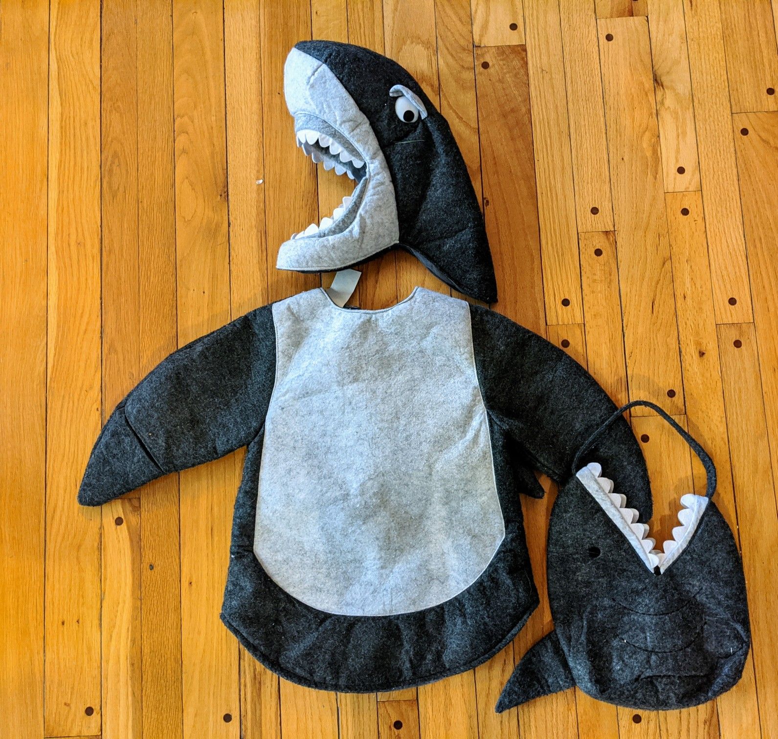 POTTERY BARN KIDS SHARK COSTUME