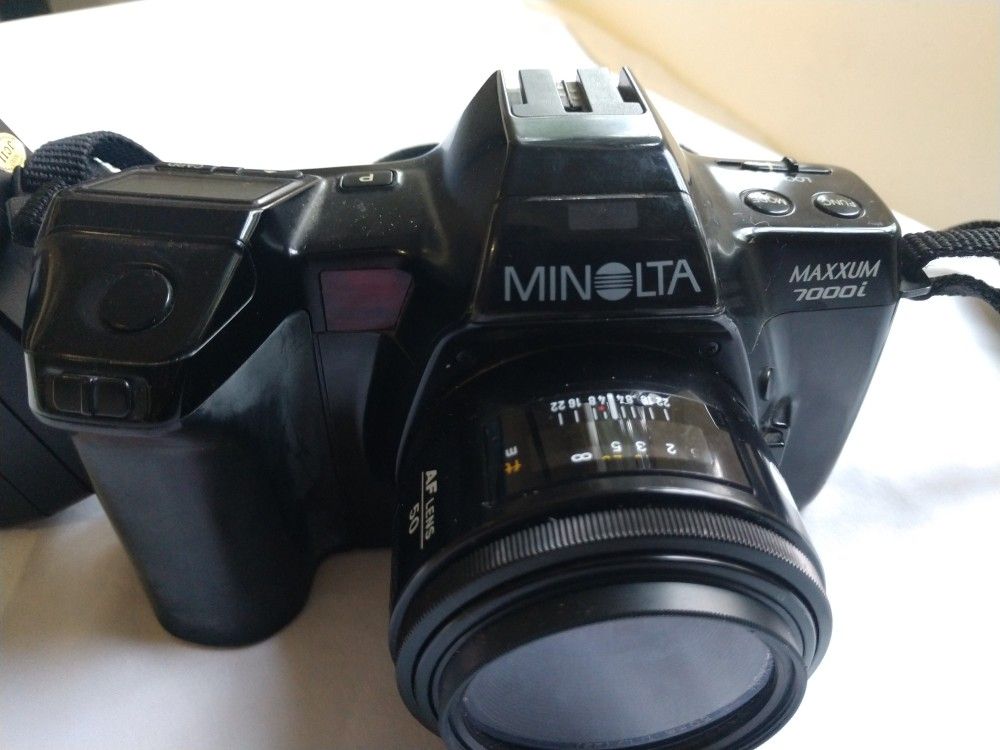 Minolta Maxxum, 50mm Sony lens