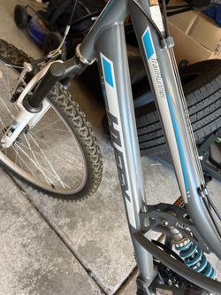 Huffy Teen Mountain Bike – Silver,Blue – $55 OBO