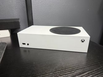 Xbox series S w/ controller