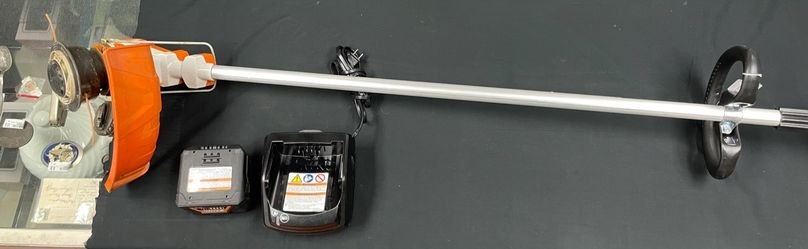 Stihl FSA 60 R Cordless Trimmer w/Batt and Charger