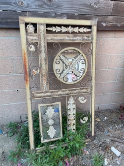 Vintage wall decor with mirror