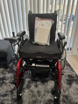 Brand New Electric Wheel Chair Alber E-fix E35