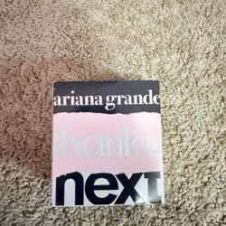 Ariana Grande Perfume