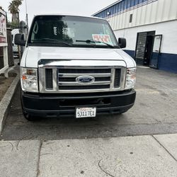 2011 Ford E-250