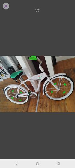 3 cruiser bikes..2 men and 1 women n 18" kids bike