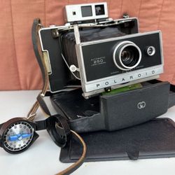 Polaroid Automatic 250 Land Camera - Vintage Instant Camera W Timer N Case 