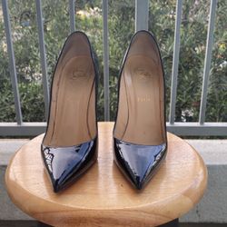 Christian louboutin So Kate Heels