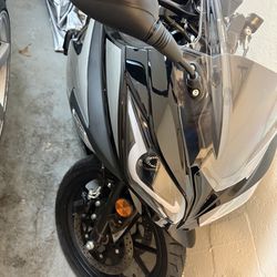 Motorcycle scooter accepting offers