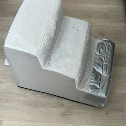 Pet steps