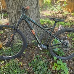 2023 Orbea Laufey H10 L GRD
