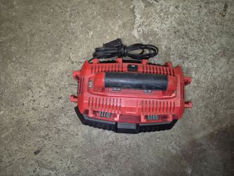 18 volts Milwaukee charger for sale Works Great
