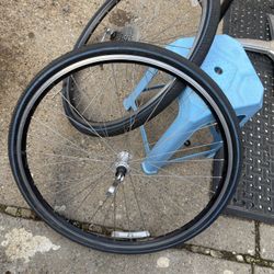 one pair whell you can see it nice nothing wrong