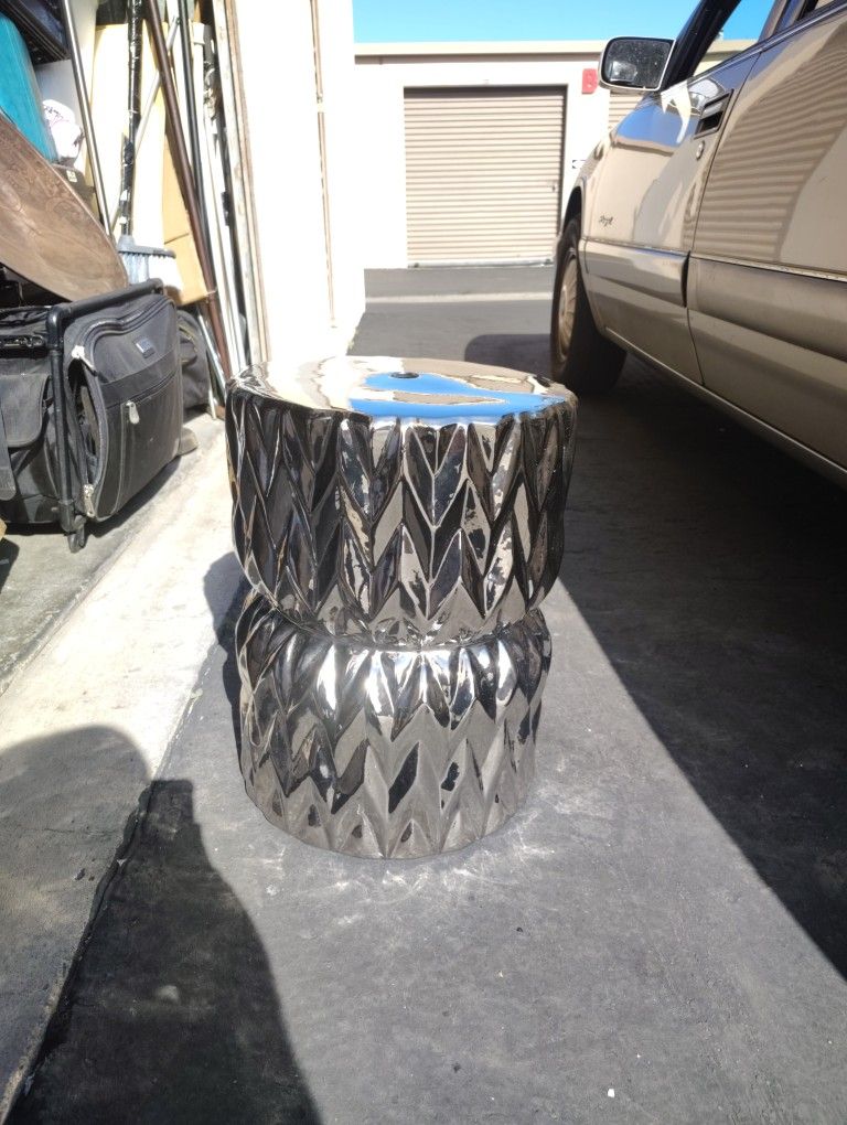 Amazon Tu Ye Garden Stool / Table