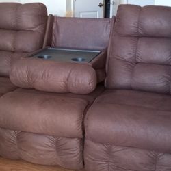 Couch WILL DELIVER In Dickinson And Surrounding Areas