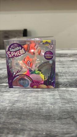 ORB Squish-a Sphere Clownfish Snow Globe Toy