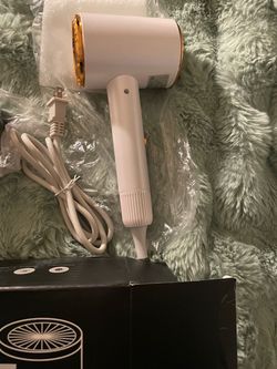 Iconic white & gold blow dryer brand new