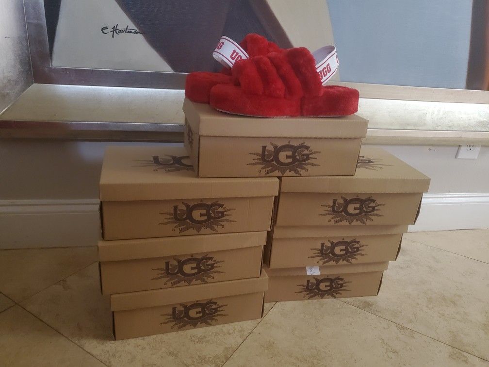 Ugg Slippers 