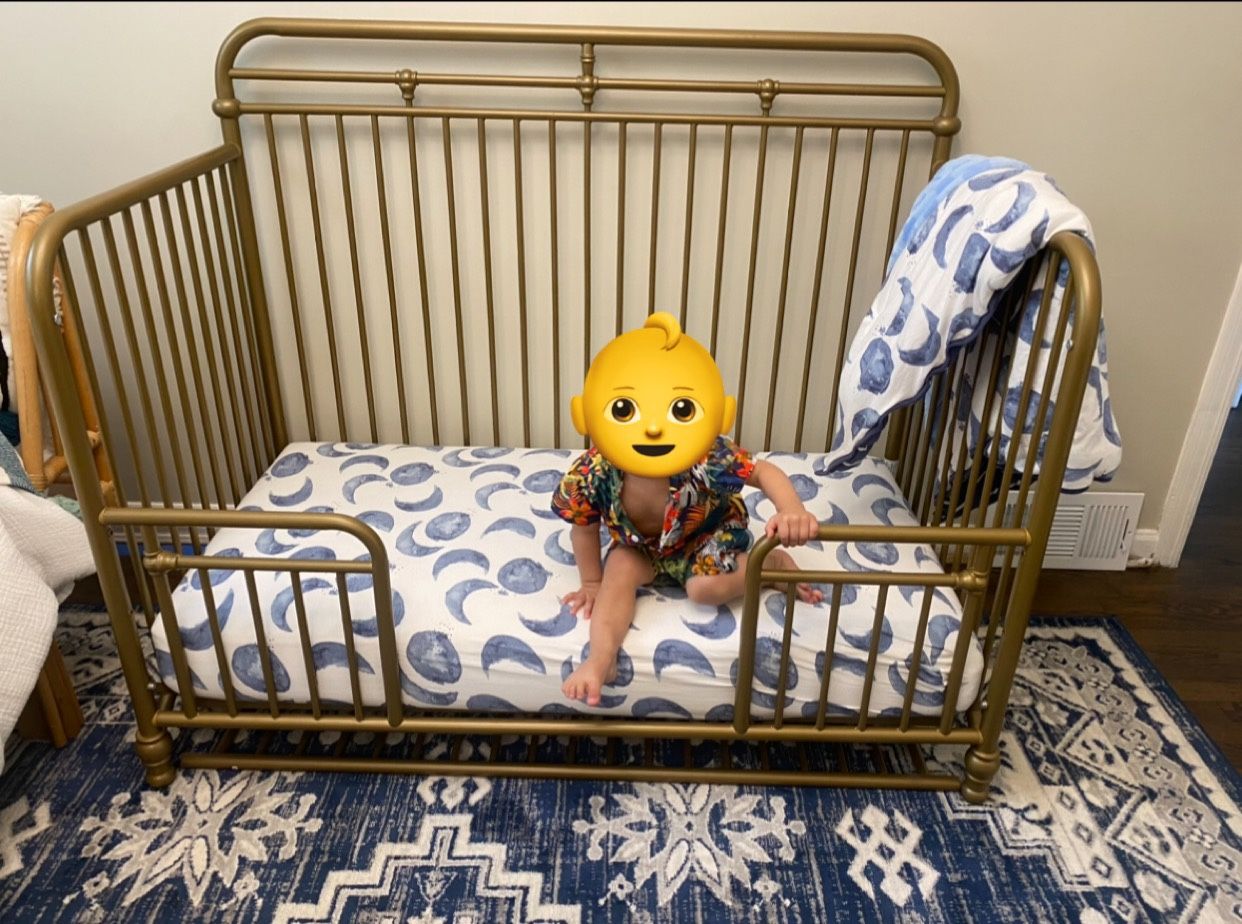 Little Seeds Monarch Hill Hawken 3 in 1 Convertible Metal Crib, Gold
