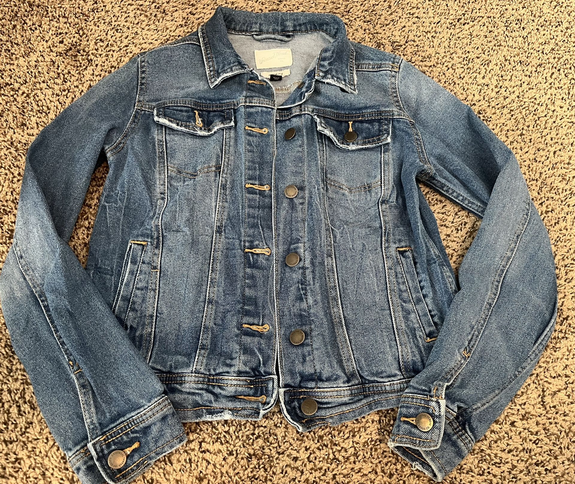 Women’s Levi Jean Jackets 