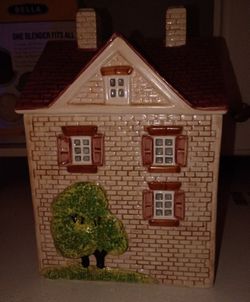 Johnson Friendly Cookie Jar